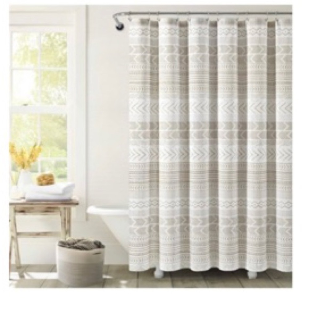LUSH DECOR Hygge Geo Swedish Spa Contemporary Taupe White NWT 72” x 72”
